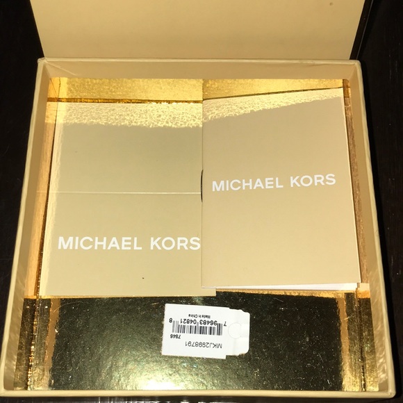Michael Kors Bangles - Picture 2 of 6